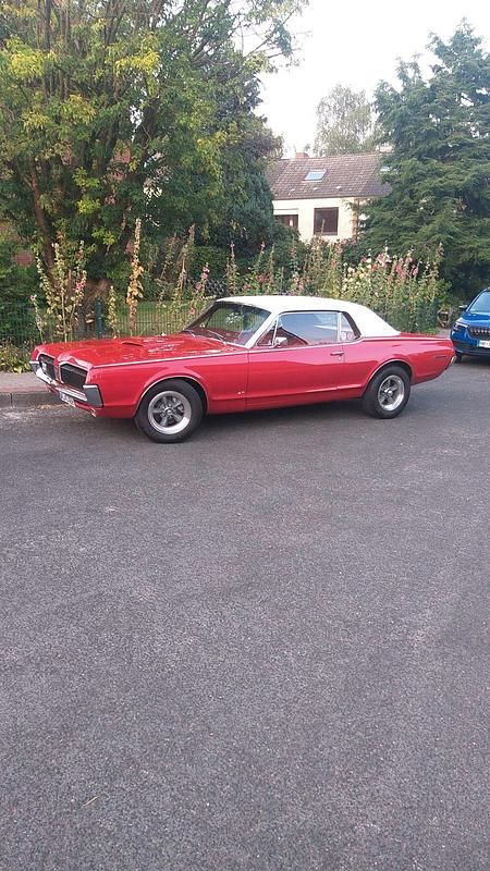 Rot Gebraucht 2025 Ford Mercury Cougar Coupé | 26.990 € - Bild 1/4