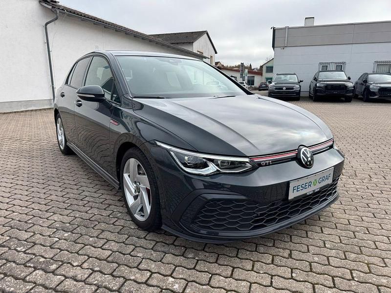Gebraucht VW Golf VIII GTI 245 PS (180 kW) 2024 Uranograu Limousine