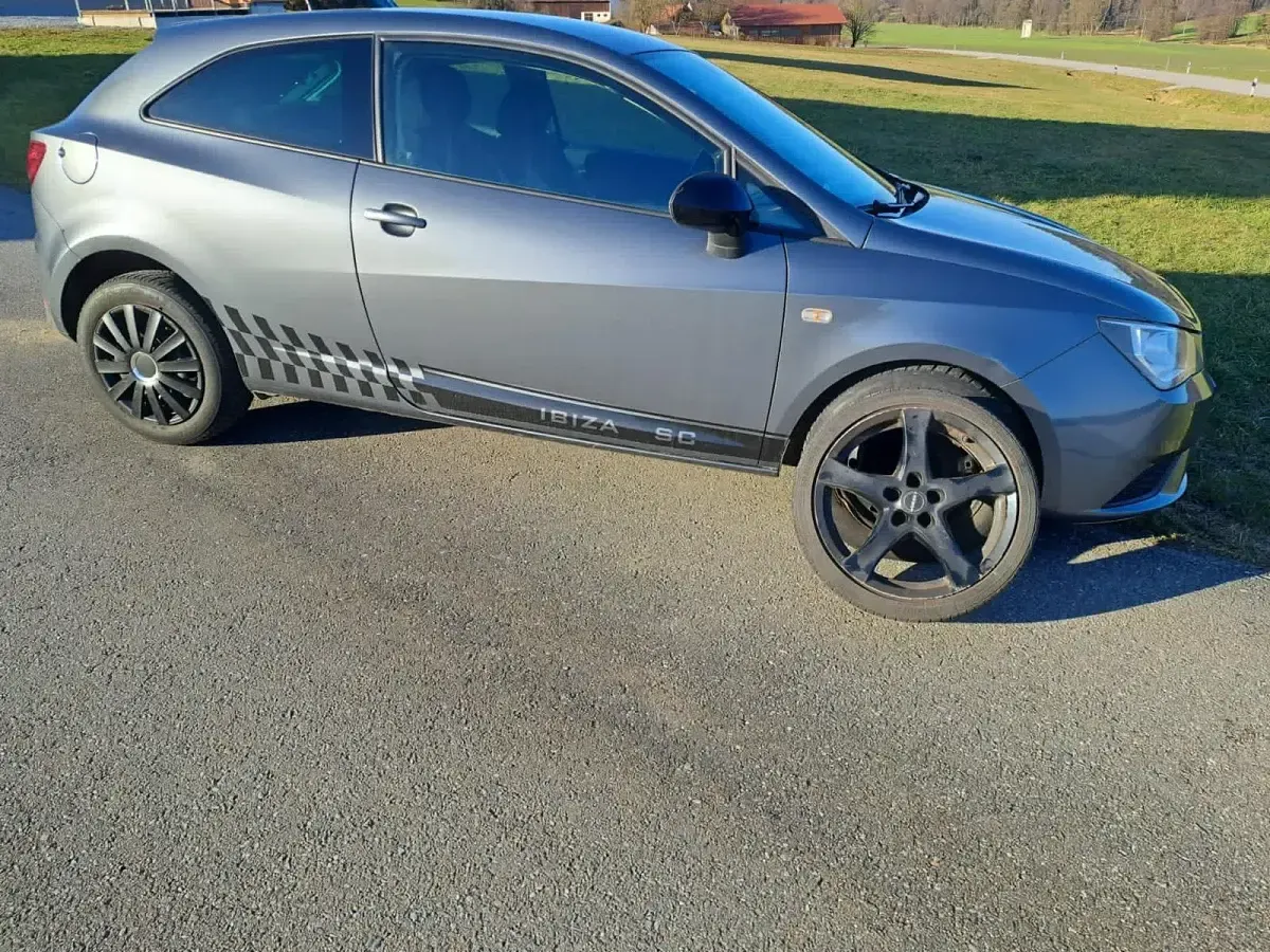 Gebraucht Seat Ibiza 105 PS (77 kW) 2015 Grau Kleinwagen