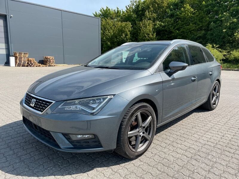 Grau Gebraucht 2017 Seat Leon Limousine | 7.500 € (Superpreis) - Bild 1/4