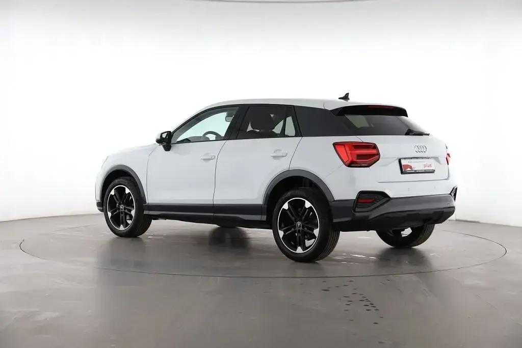 Używany Audi Q2 Advanced Plus 116 KM (85 kW) 2024 Biały SUV