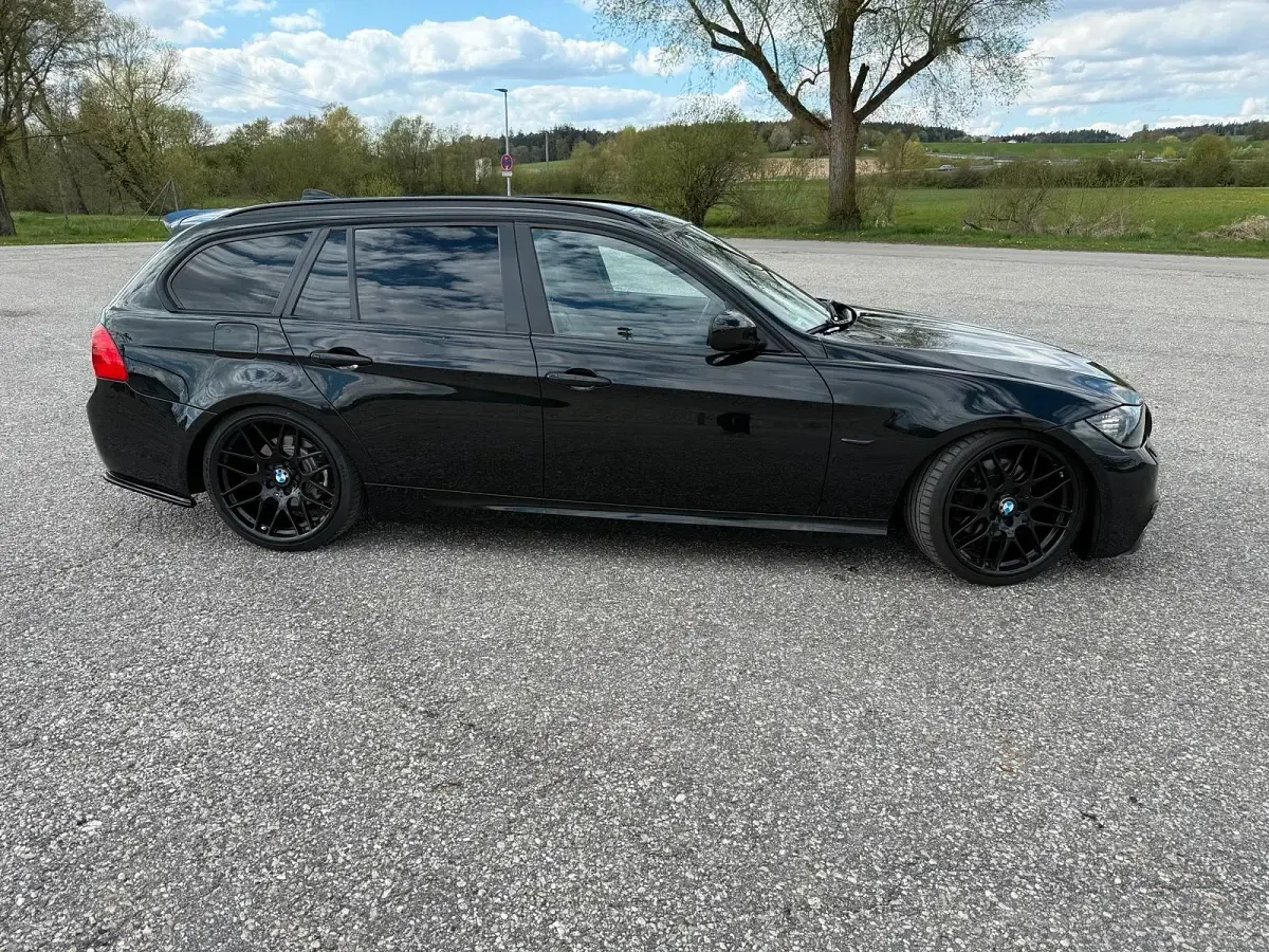 Gebraucht BMW 320 M Sport 174 PS (127 kW) 2008 Schwarz Kombi