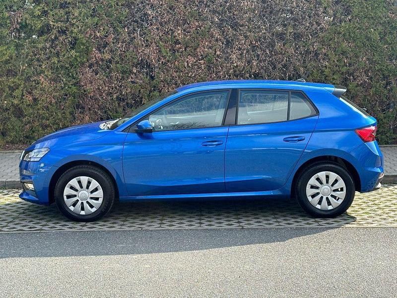 Neu Skoda Fabia Selection 95 PS (69 kW) 2025 Blau Limousine