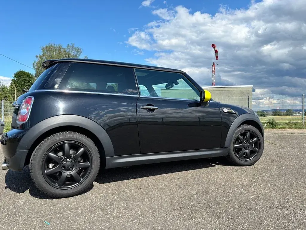 Gebraucht Mini Cooper Brick Lane 122 PS (89 kW) 2013 Schwarz Kleinwagen