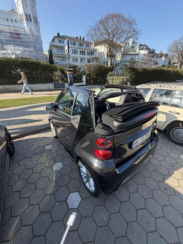 Gebraucht Smart ForTwo Cabrio 71 PS (52 kW) 2013 Schwarz Cabrio