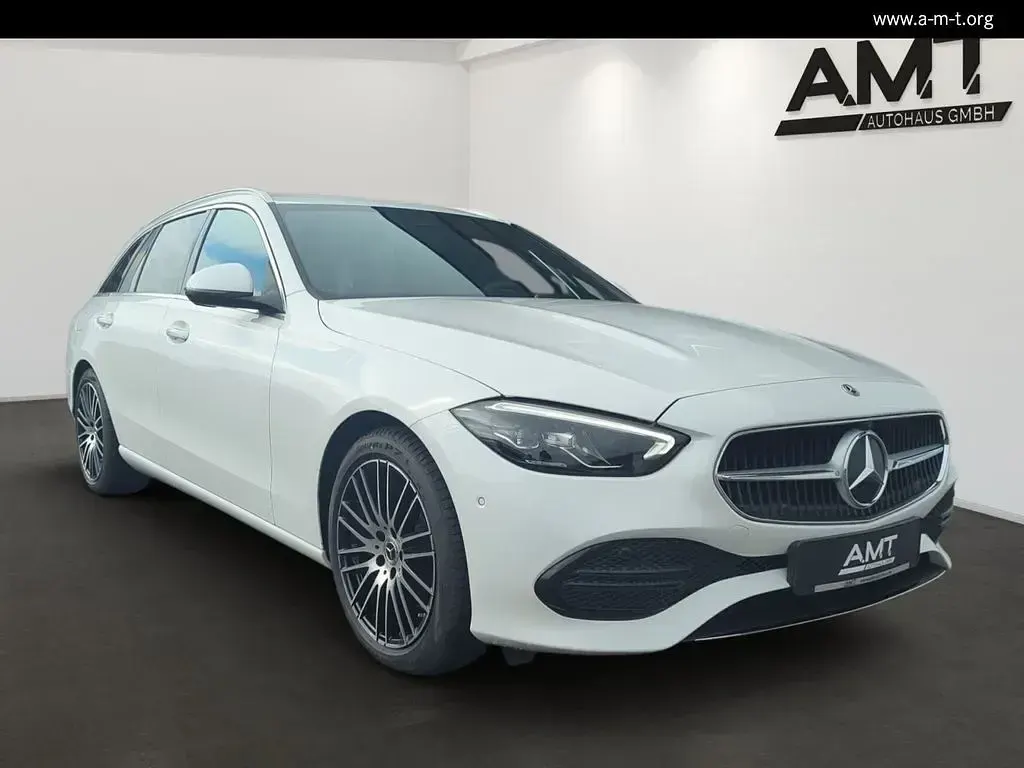 Gebraucht Mercedes 200 Avantgarde 163 PS (119 kW) 2024 Weiß Kombi