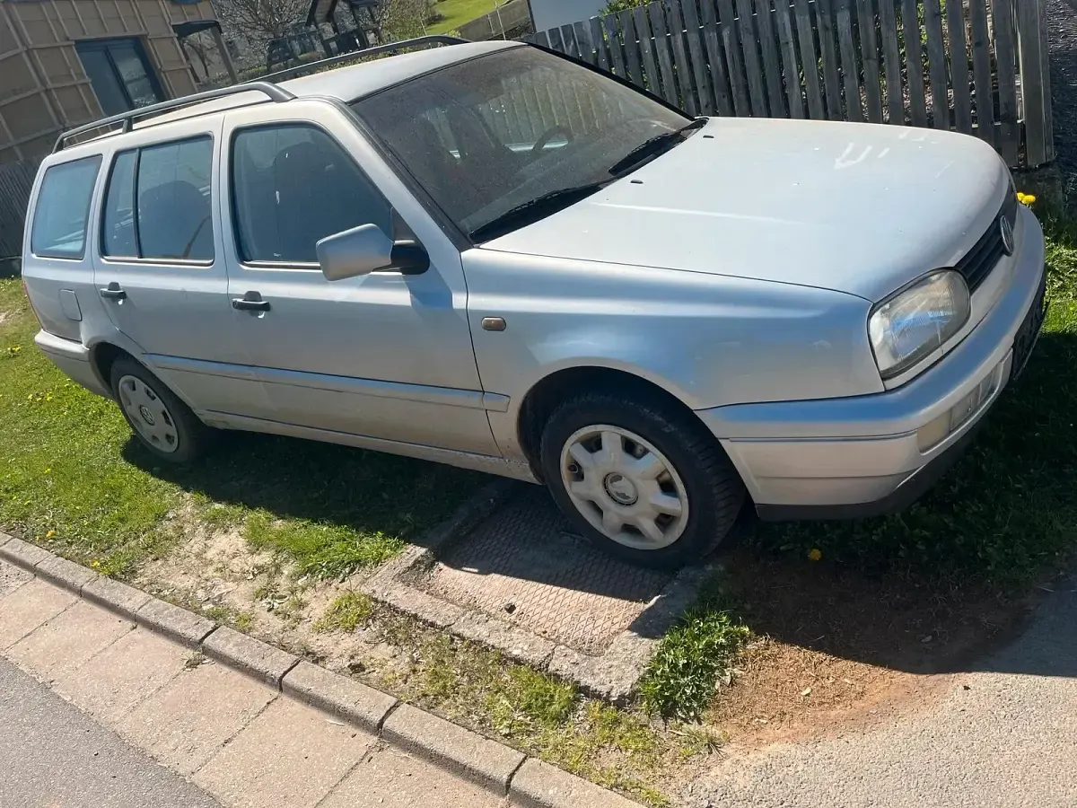 Gebraucht VW Golf III 75 PS (55 kW) 1998 Kombi