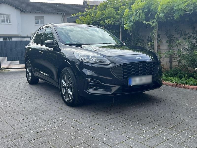 Gebraucht Ford Kuga ST-Line X 190 PS (139 kW) 2023 Schwarz SUV