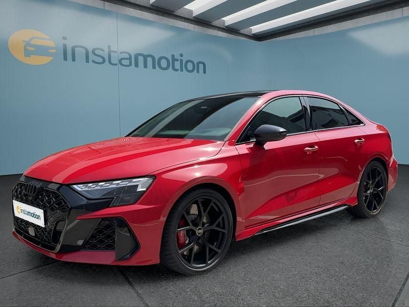 Rot Neu 2025 Audi RS3 Kleinwagen | 76.799 € - Bild 1/4