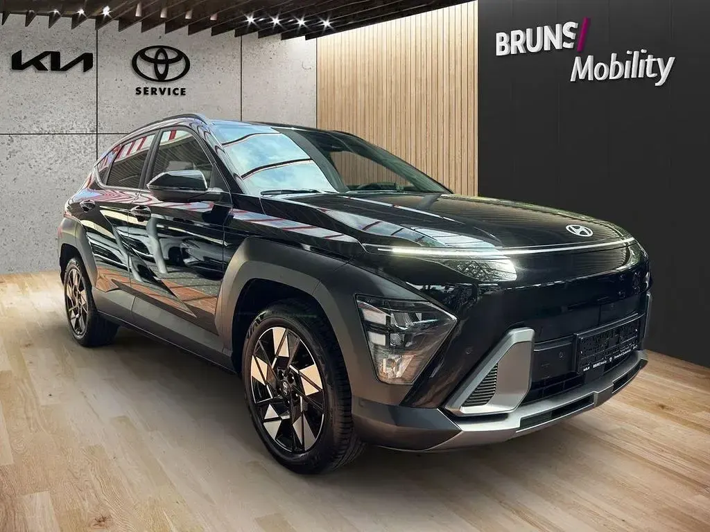 Gebraucht Hyundai Kona Trend 141 PS (103 kW) 2024 Schwarz SUV
