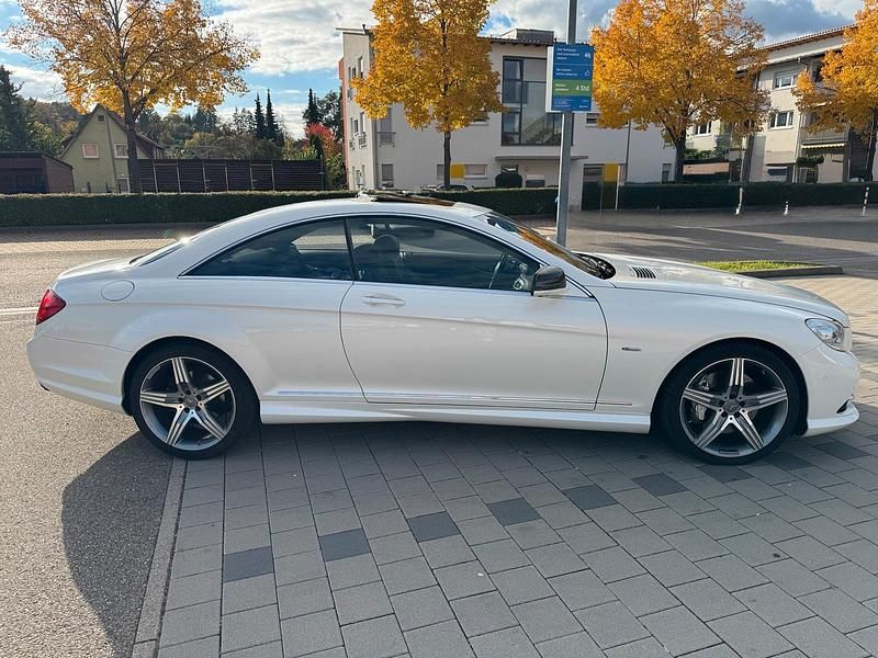 Gebraucht Mercedes CL500 Edition 435 PS (319 kW) 2012 Weiß Coupé
