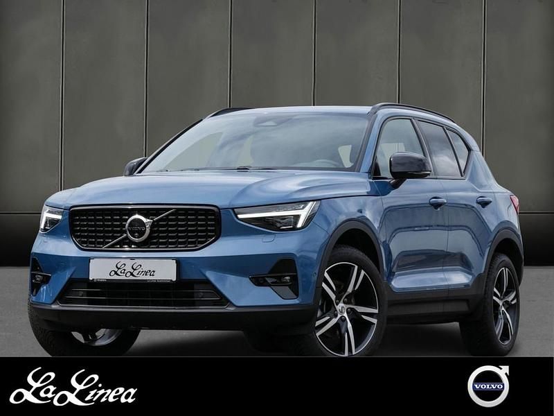 Blau Gebraucht 2024 Volvo XC40 Plus SUV | 39.390 € (Fairer Preis) - Bild 1/3