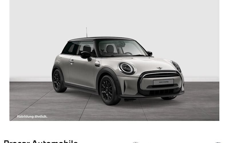 Silber Gebraucht 2023 Mini Cooper Clubman Classic Kombi | 21.990 € (Guter Preis) - Bild 1/4