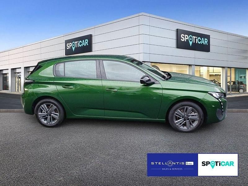 Gebraucht Peugeot 308 Active 145 PS (106 kW) 2024 Schwarz Limousine