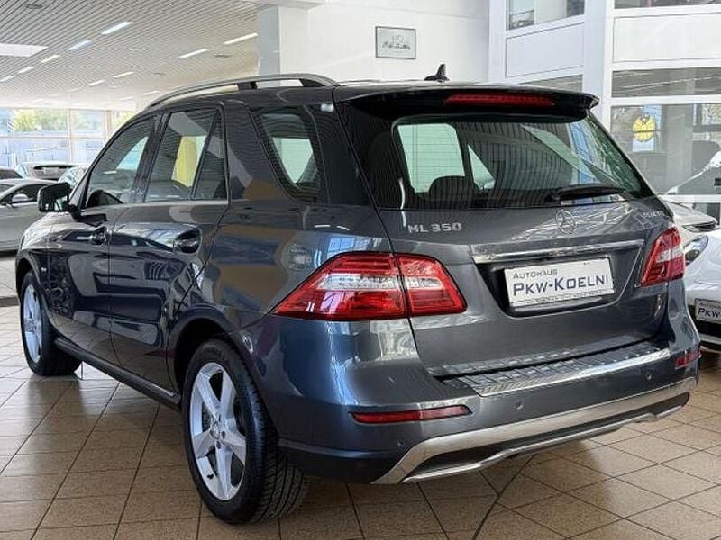 Gebraucht Mercedes ML350 258 PS (189 kW) 2013 Grau SUV
