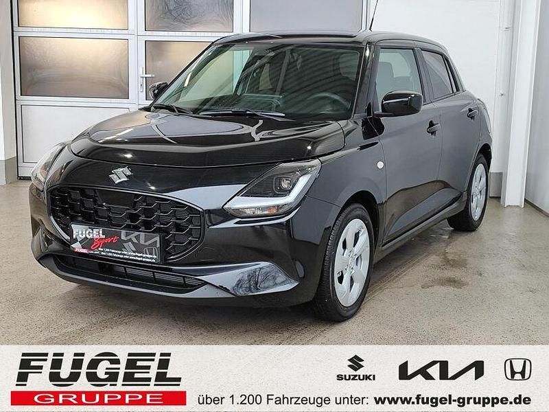 Super black pearl Gebraucht 2024 Suzuki Swift Comfort Kleinwagen | 16.849 € (Guter Preis) - Bild 1/4