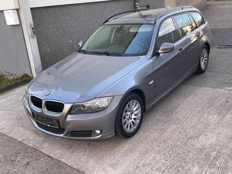 Grau Gebraucht 2009 BMW 320 Comfort Edition Kombi | 4.300 € (Superpreis) - Bild 1/4