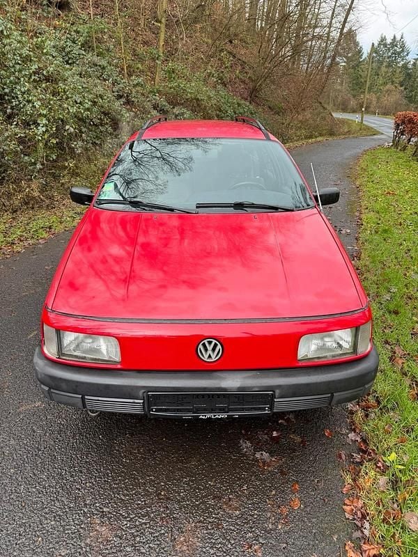 Gebraucht VW Passat 90 PS (66 kW) 1982 Rot Kombi