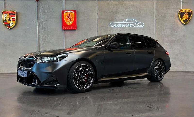Gebraucht BMW M5 Performance 727 PS (534 kW) 2025 Grau Kombi