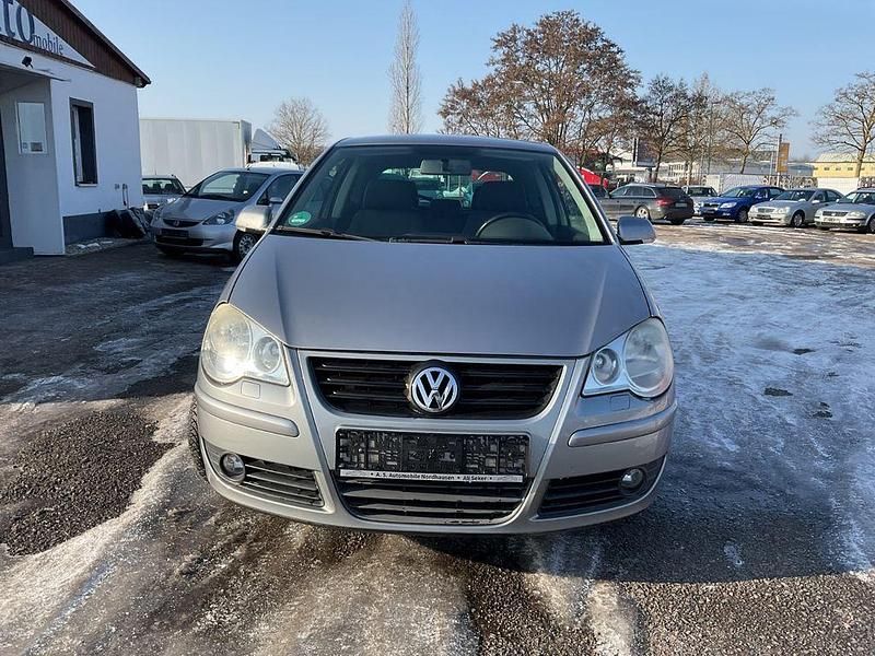 Gebraucht VW Polo United 60 PS (44 kW) 2009 Silber Kleinwagen