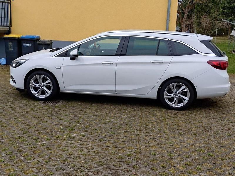 Gebraucht Opel Astra Elegance 145 PS (106 kW) 2019 Weiß Kombi