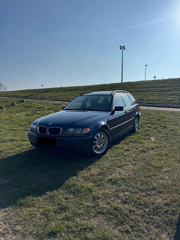 Gebraucht 2005 BMW 318 Kombi | 2.300 € (Fairer Preis) - Bild 1/4