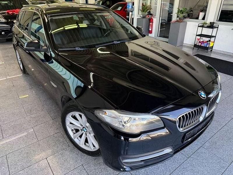 Gebraucht BMW 520 Comfort Edition 190 PS (139 kW) 2015 Schwarz Limousine