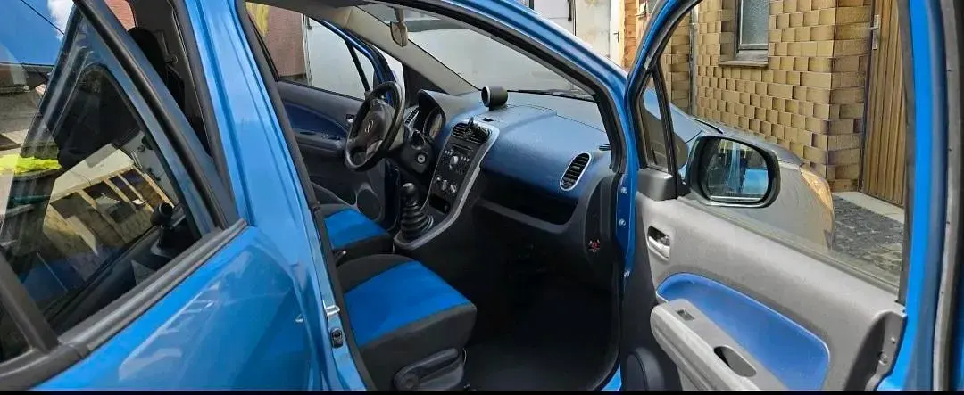Gebraucht Opel Agila 65 PS (47 kW) 2008 Blau Kleinwagen