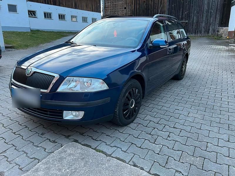 Gebraucht Skoda Octavia 116 PS (85 kW) 2008 Blau Kombi