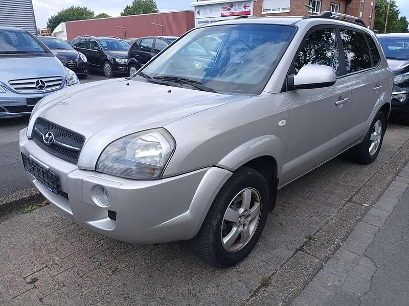 Gold Gebraucht 2006 Hyundai Tucson GLS SUV | 4.900 € (Fairer Preis) - Bild 1/4