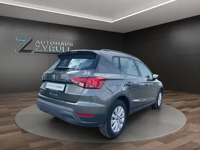 Gebraucht Seat Arona Style 116 PS (85 kW) 2024 Grau SUV
