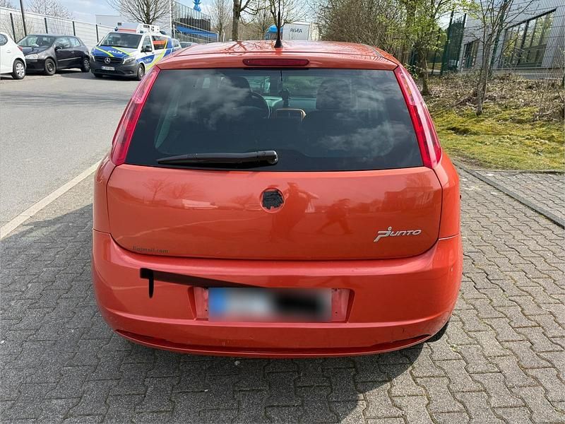 Gebraucht Fiat Grande Punto 80 PS (58 kW) 2006 Orange Kleinwagen