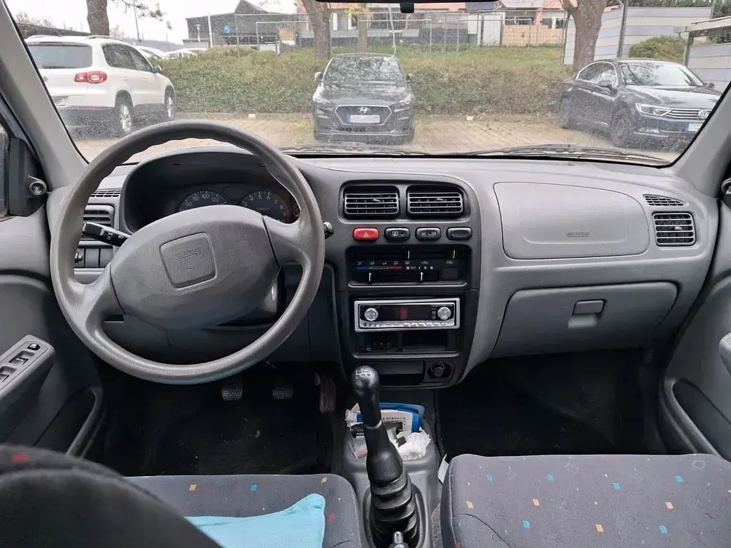 Gebraucht Suzuki Alto 63 PS (46 kW) 2003 Silber Kleinwagen