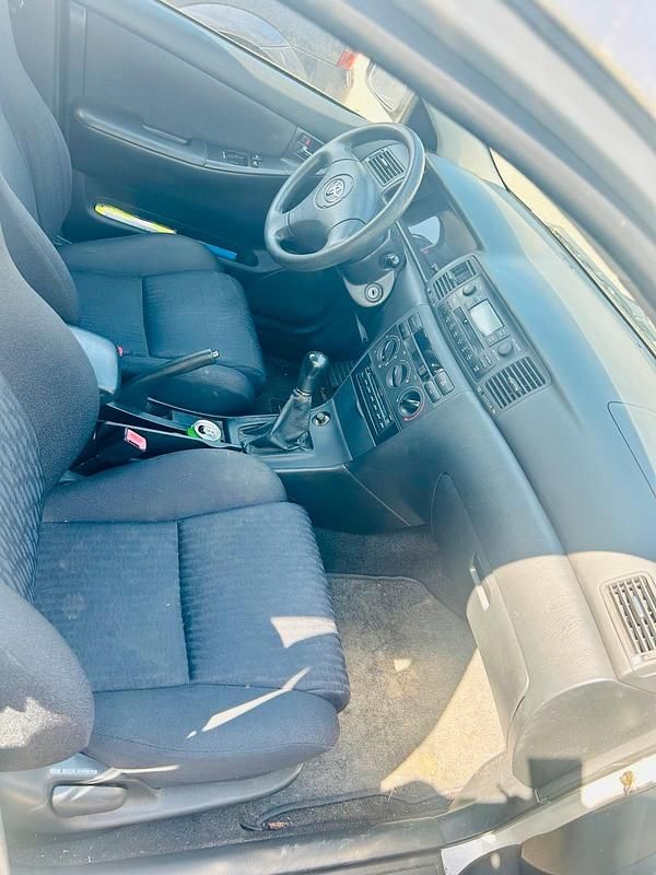 Gebraucht Toyota Corolla 96 PS (70 kW) 2002 Silber Kombi