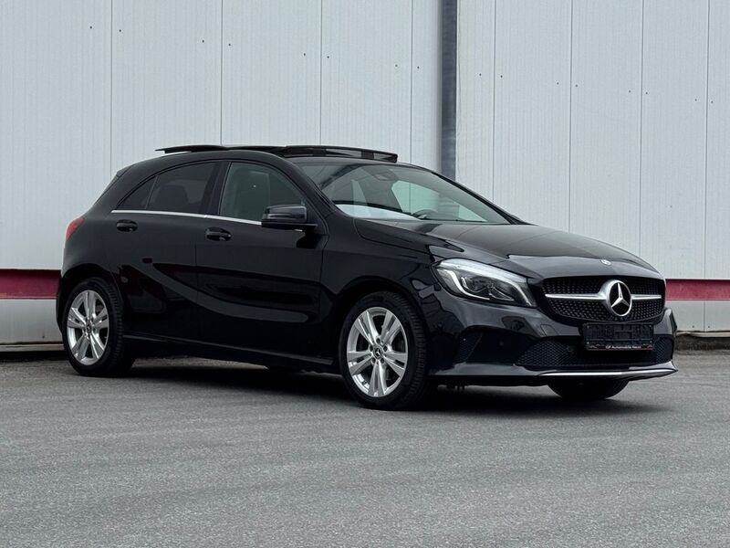 Schwarz Gebraucht 2017 Mercedes A220 Urban Limousine | 16.790 € (Fairer Preis) - Bild 1/4