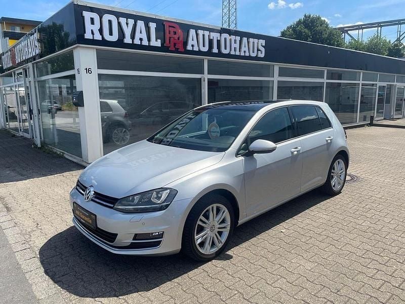 Silber Gebraucht 2014 VW Golf VII Highline Limousine | 10.600 € (Fairer Preis) - Bild 1/4