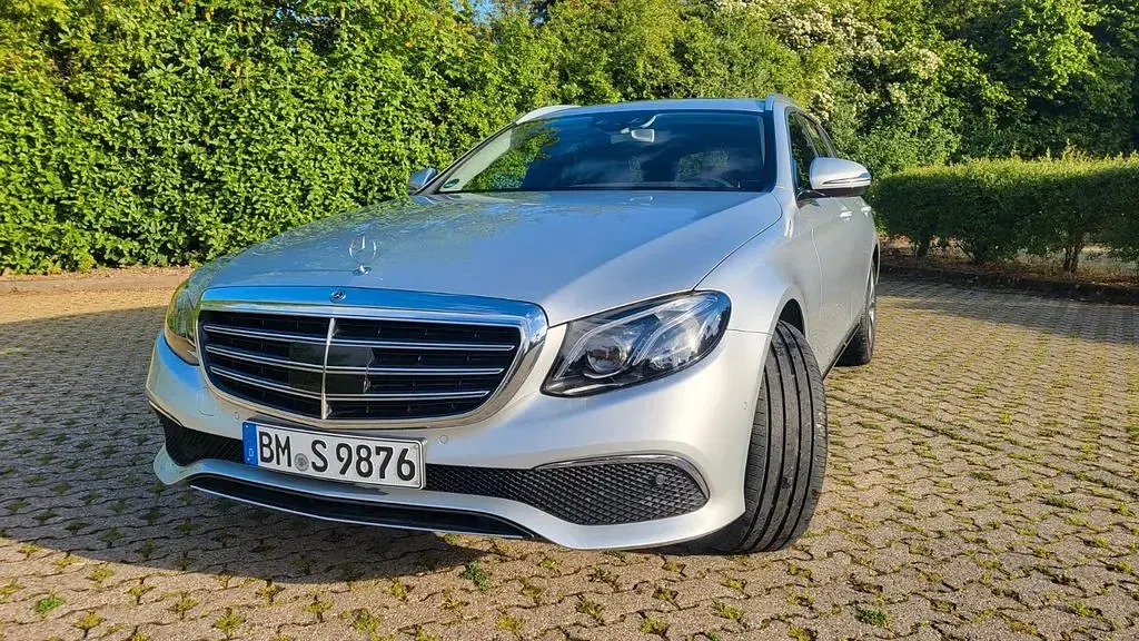 Gebraucht Mercedes E250 Exclusive 211 PS (155 kW) 2018 Silber Limousine