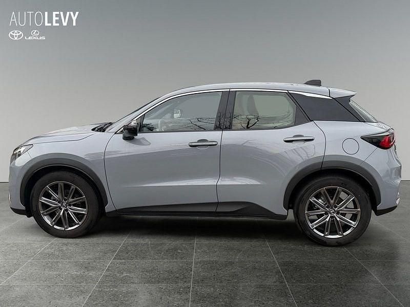Gebraucht Lexus LBX 136 PS (100 kW) 2024 Grau SUV