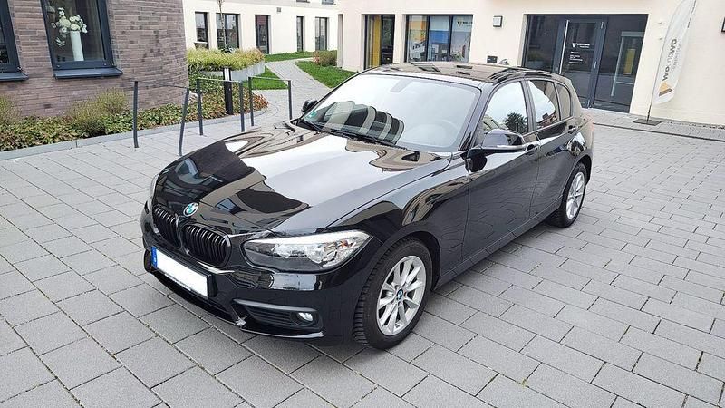 Gebraucht BMW 118 Advantage 136 PS (100 kW) 2016 Schwarz Kleinwagen