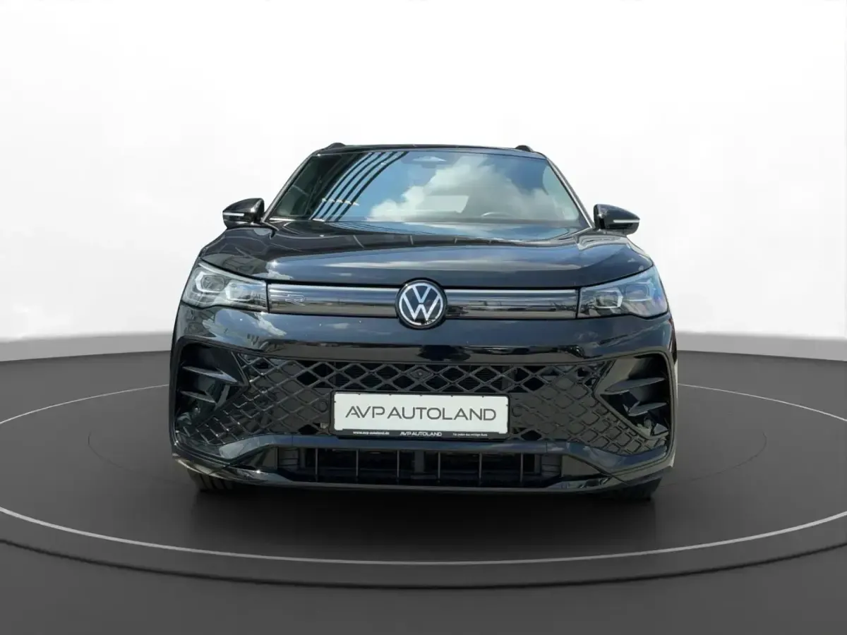 Gebraucht VW Tiguan Style 204 PS (150 kW) 2025 Grenadillschwarz SUV