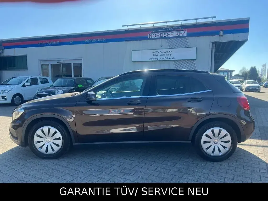 Gebraucht Mercedes GLA220 170 PS (125 kW) 2014 Braun SUV