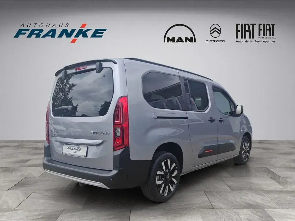 Neu Citroën e-Berlingo 131 PS (96 kW) 2026 Grau Van / Kleinbus