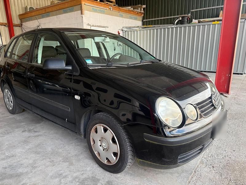 Gebraucht VW Polo 54 PS (39 kW) 2003 Schwarz Kleinwagen