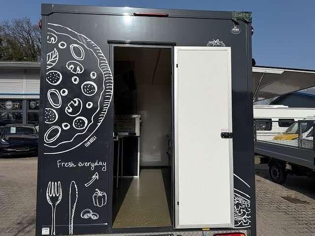 Gebraucht Fiat Ducato 140 PS (102 kW) 2023 Schwarz Van