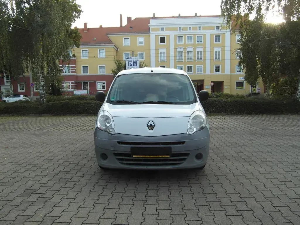 Gebraucht Renault Kangoo 87 PS (63 kW) 2010 Weiß Van / Kleinbus