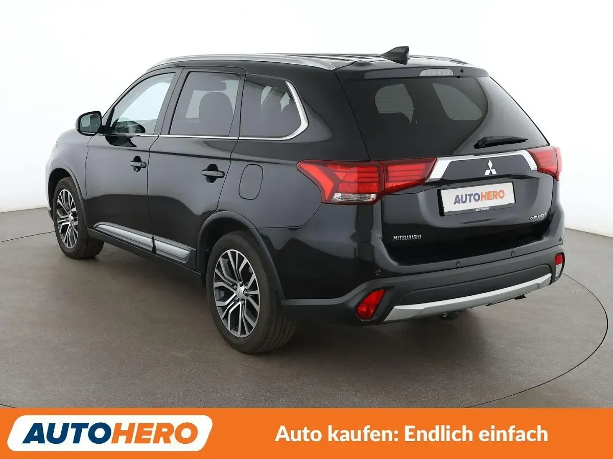 Gebraucht Mitsubishi Outlander Edition 150 PS (110 kW) 2017 Schwarz SUV