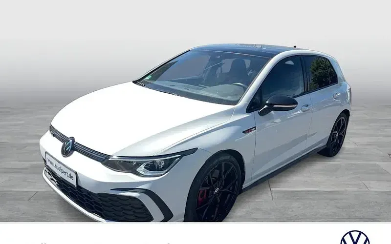 Gebraucht VW Golf VIII GTI 265 PS (194 kW) 2024 Weiß Limousine