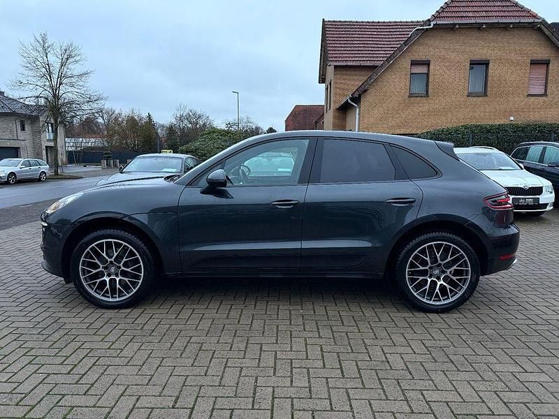 Gebraucht Porsche Macan 252 PS (185 kW) 2018 Grau SUV