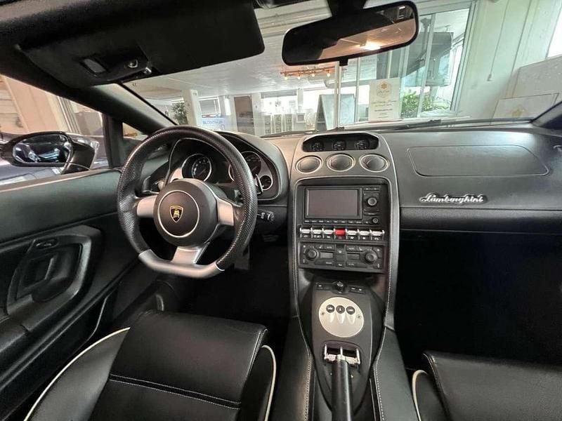 Usata Lamborghini Gallardo 560 CV (411 kW) 2009 Bianco Coupé