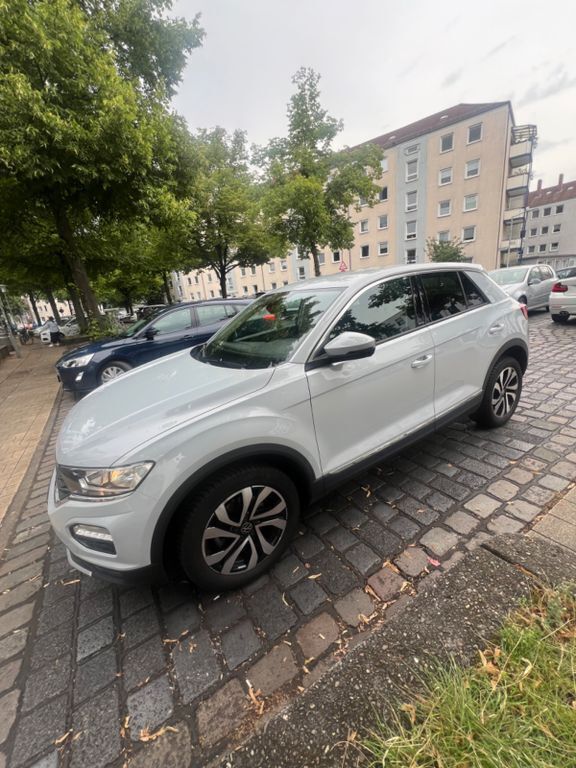 Gebraucht VW T-Roc Active 150 PS (110 kW) 2021 Weiß SUV